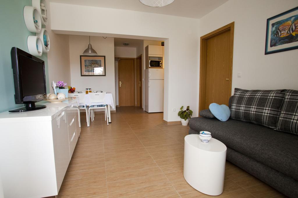 Apartments Marija Vrbnik Exterior photo