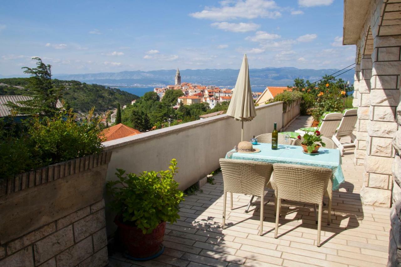 Apartments Marija Vrbnik Exterior photo